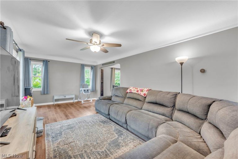 27645 Butternut Ridge Road, North Olmsted, OH - Photo 3