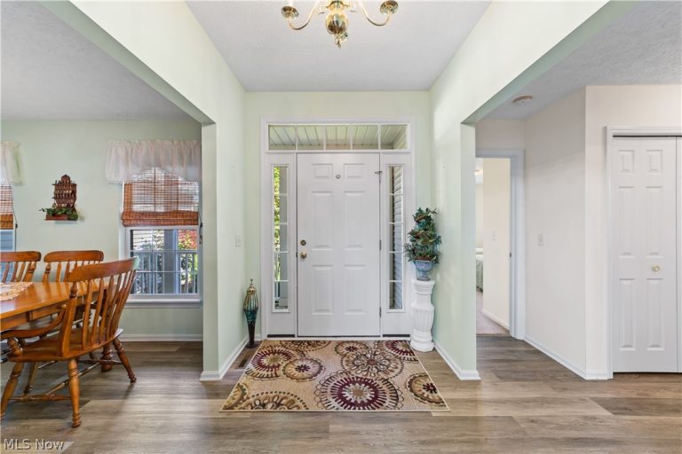 38323 Springdale Drive, North Ridgeville, OH - Photo 6