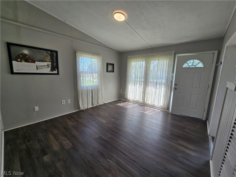 169 Boston Avenue, Elyria, OH - Photo 3