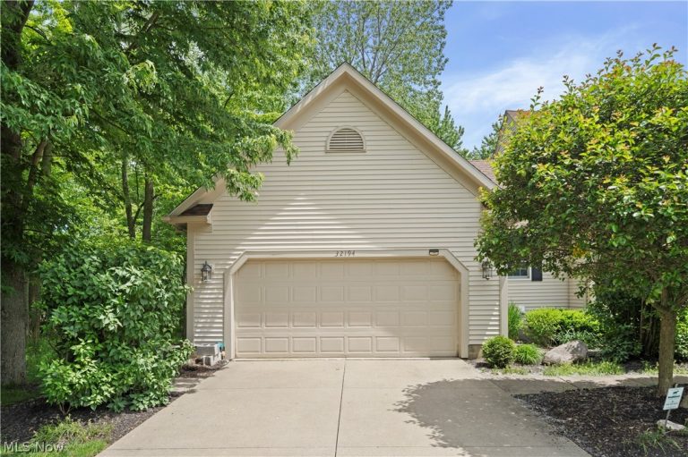 32194 Teasel Court, Avon Lake, OH - Photo 5