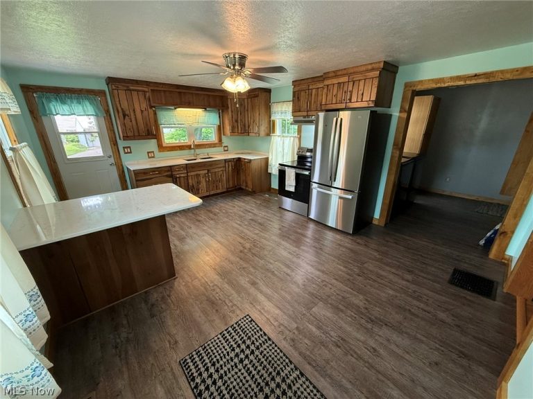 106 Bridge Street, Stone Creek, OH - Photo 2