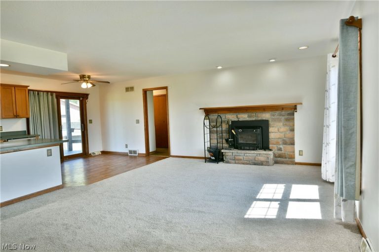 6525 Duck Creek Road, Berlin Center, OH - Photo 4