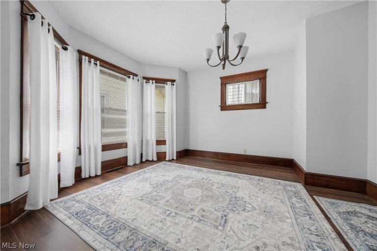 2613 Crown Place, Canton, OH - Photo 8