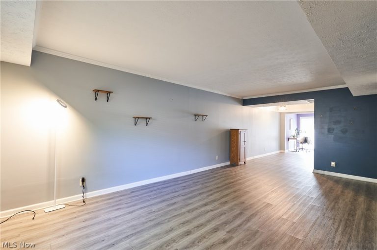 51 Nottoway Court, Akron, OH - Photo 8