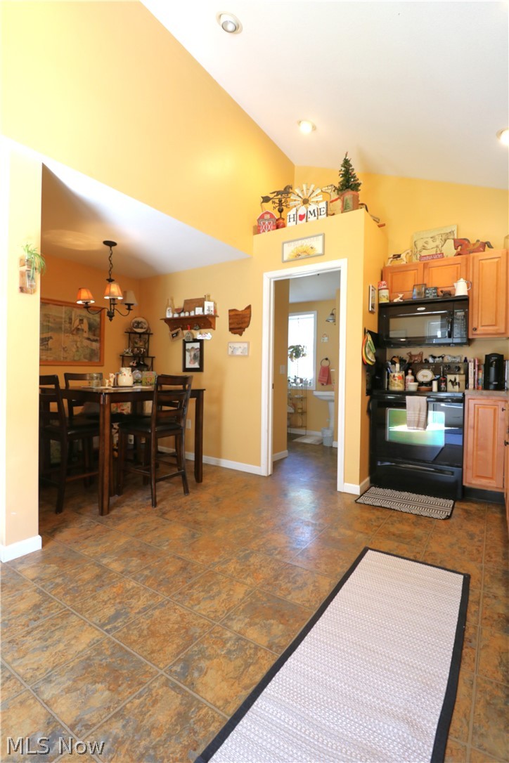 62 Huron Street, Milan, OH - Photo 5