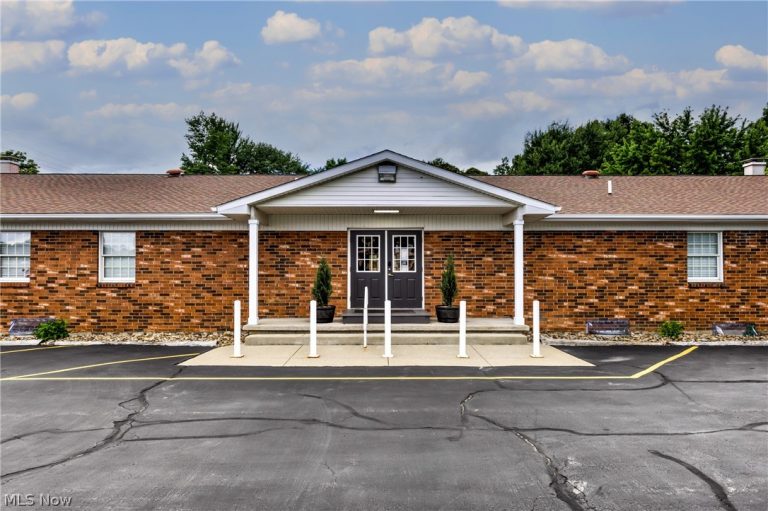 400 Main Street #L8, Canfield, OH - Photo 8