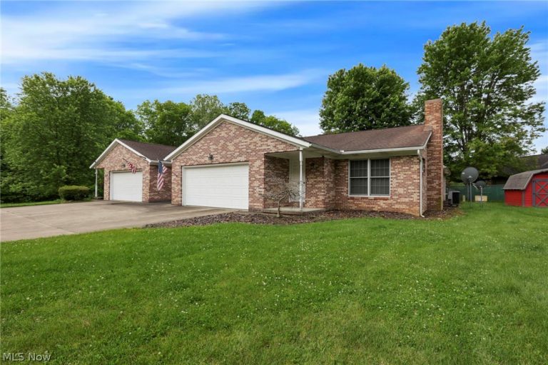 1616 Quail Hollow Drive, Cambridge, OH - Photo 3