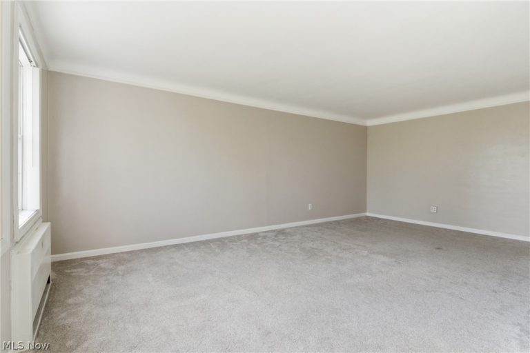 15820 Van Aken Boulevard, Shaker Heights, OH - Photo 6