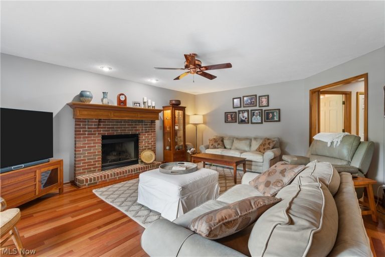 1938 Fairway Drive, Uniontown, OH - Photo 6