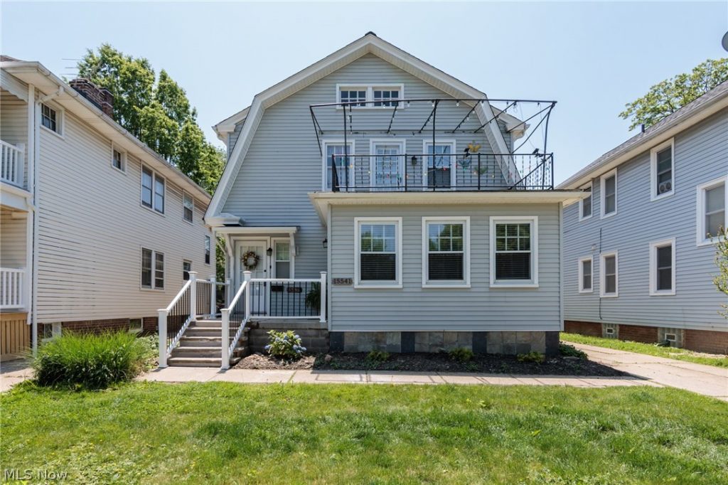 15539 Delaware Avenue, Lakewood, OH