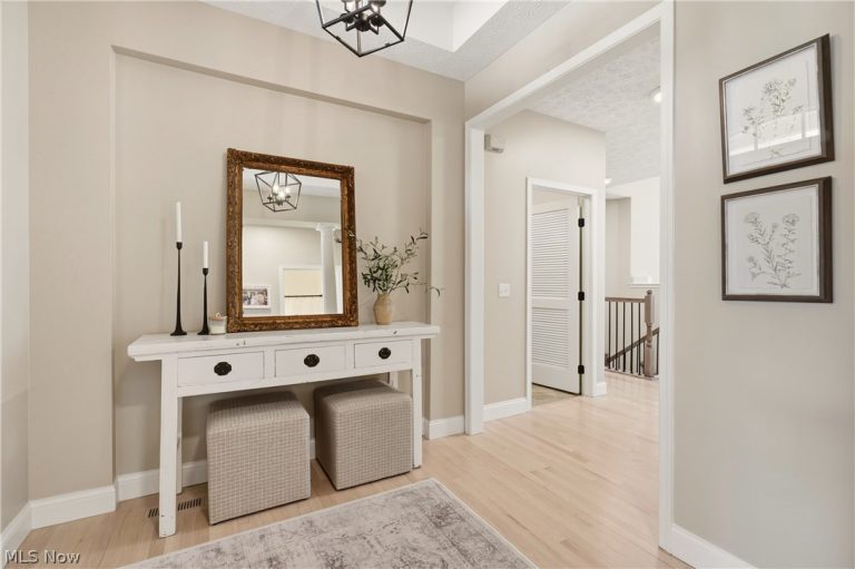 925 Alder Run Way, Akron, OH - Photo 3