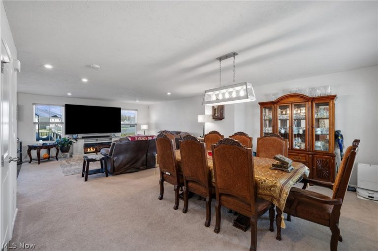 535 Cherrywood Lane, Painesville, OH - Photo 3