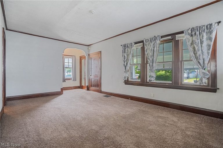 609 Storer Avenue, Akron, OH - Photo 6