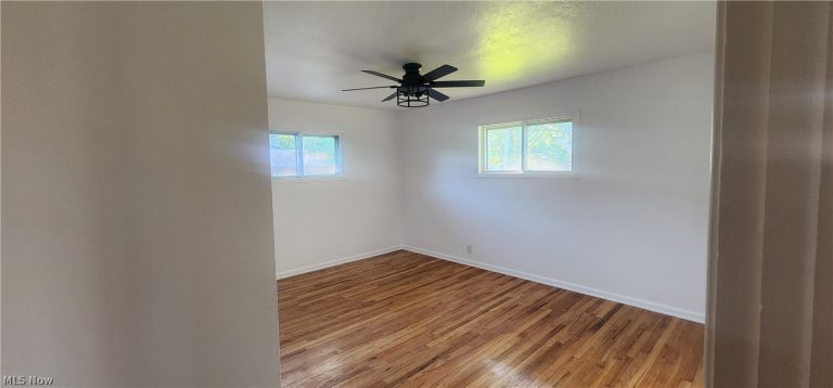 4471 Brookton Road, Warrensville Heights, OH - Photo 8