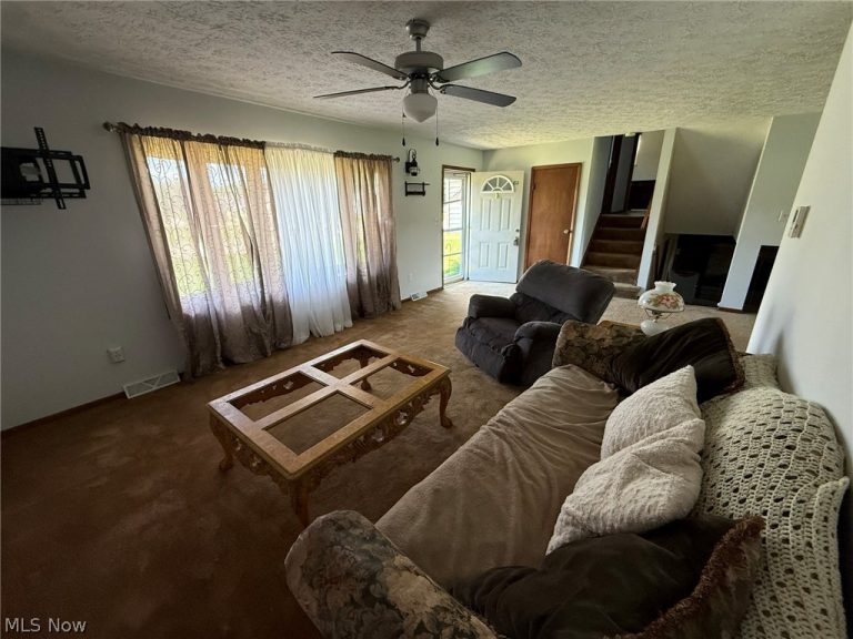 128 12th Street, Strasburg, OH - Photo 3