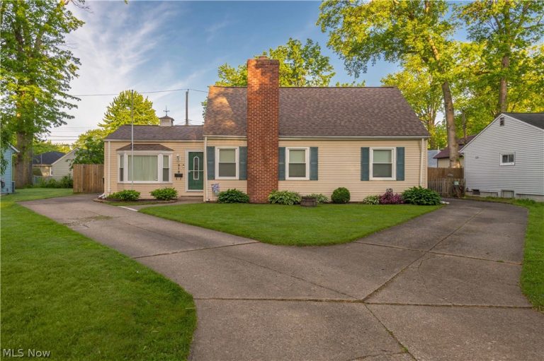 318 Bellaire Road, Avon Lake, OH, 44012