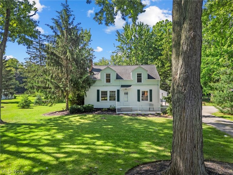 38524 Wood Road, Willoughby, OH - Photo 5