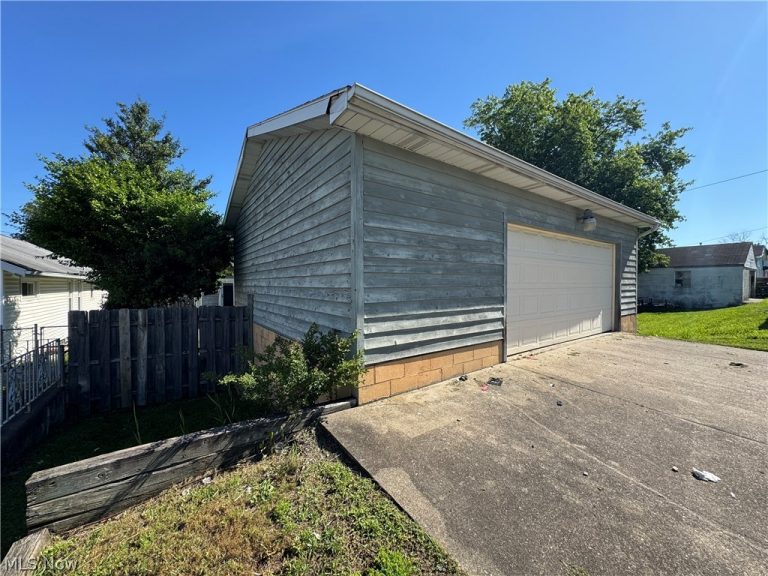 2026 16th Street, Parkersburg, WV - Photo 5