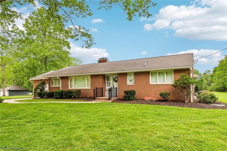 3305 Trumbull Avenue, Copley, OH - Photo 4