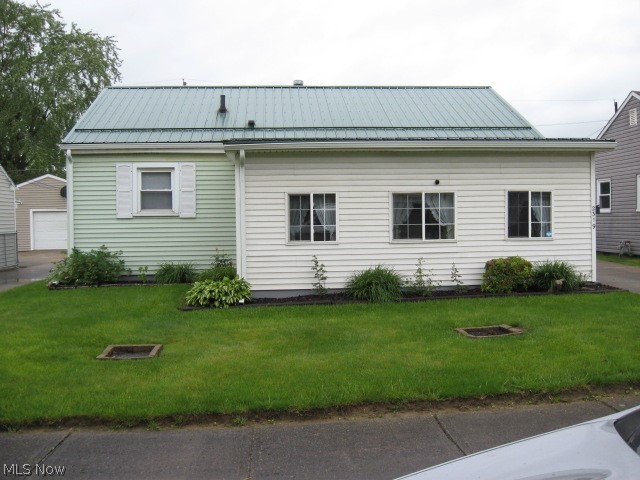 2319 Bollinger Avenue, Canton, OH - Photo 2