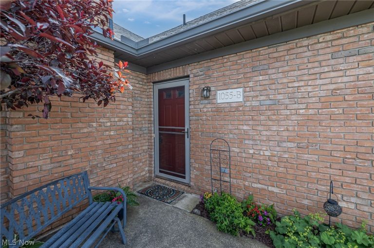 1055 North Jefferson Street #B, Medina, OH - Photo 4