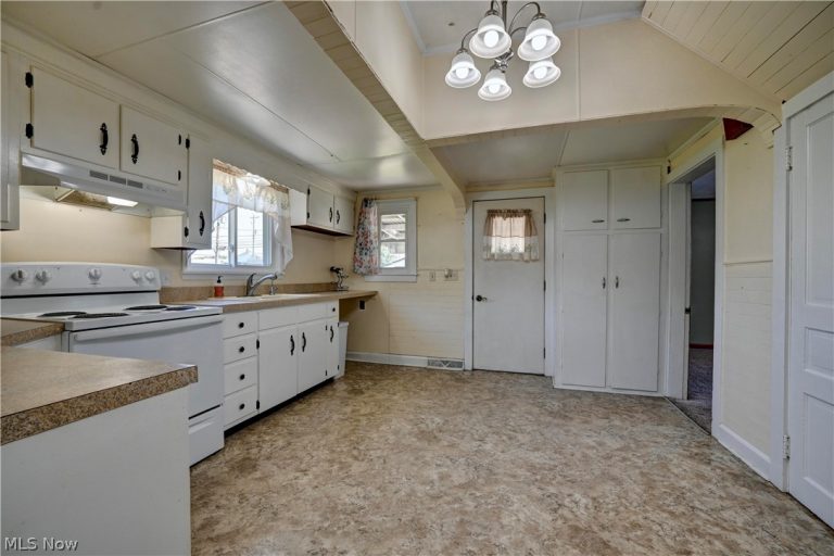 129 2nd Street, Strasburg, OH - Photo 5