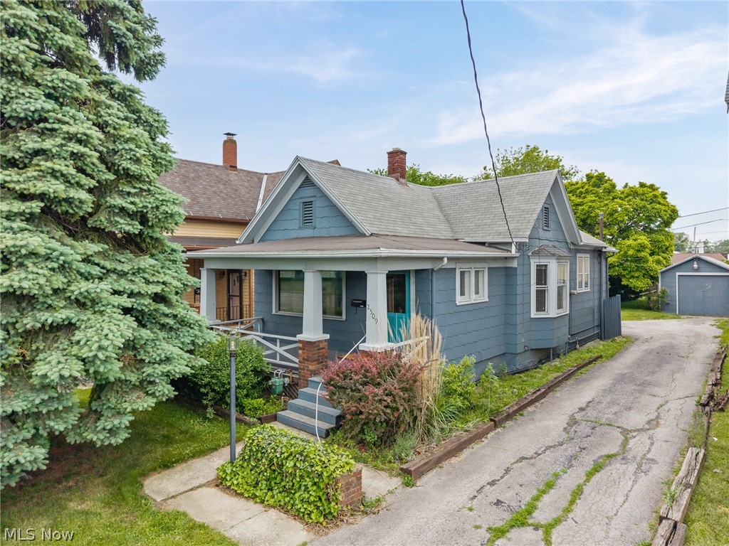2509 Columbus Avenue, Sandusky, OH