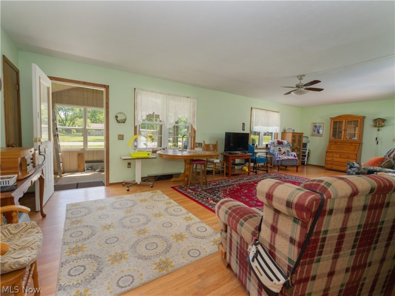 887 State Route 534, Newton Falls, OH - Photo 8
