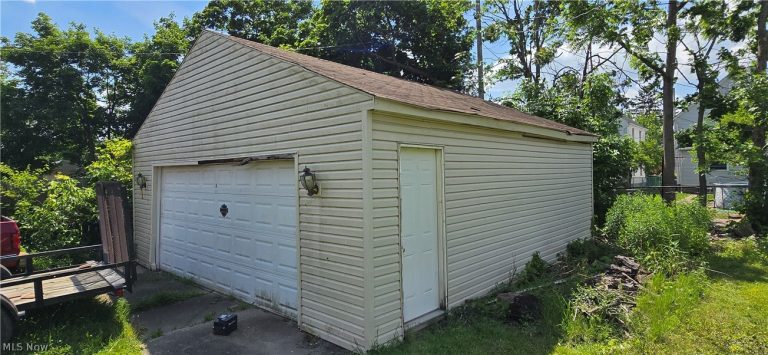 201 26th Street, Lorain, OH - Photo 4