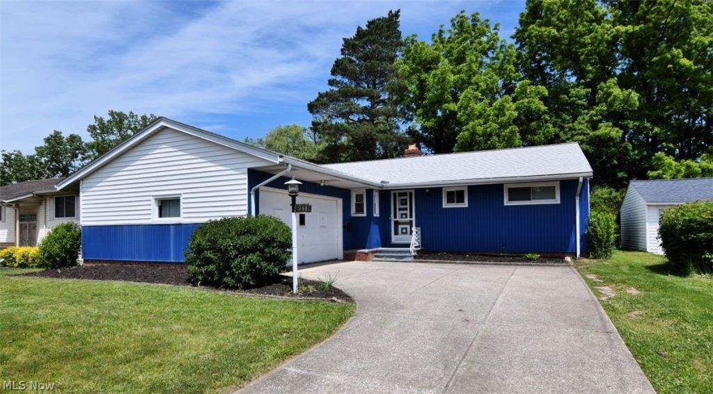 20685 Alameda Parkway, Highland Hills, OH