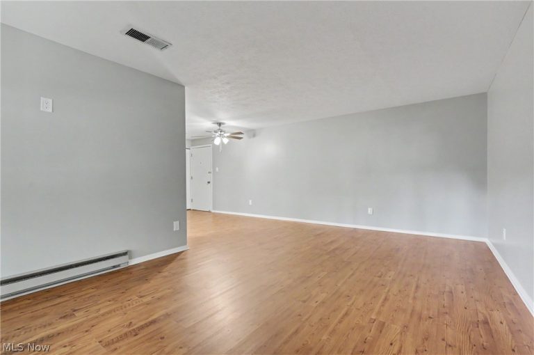 3068 Kent Road #206, Stow, OH - Photo 6