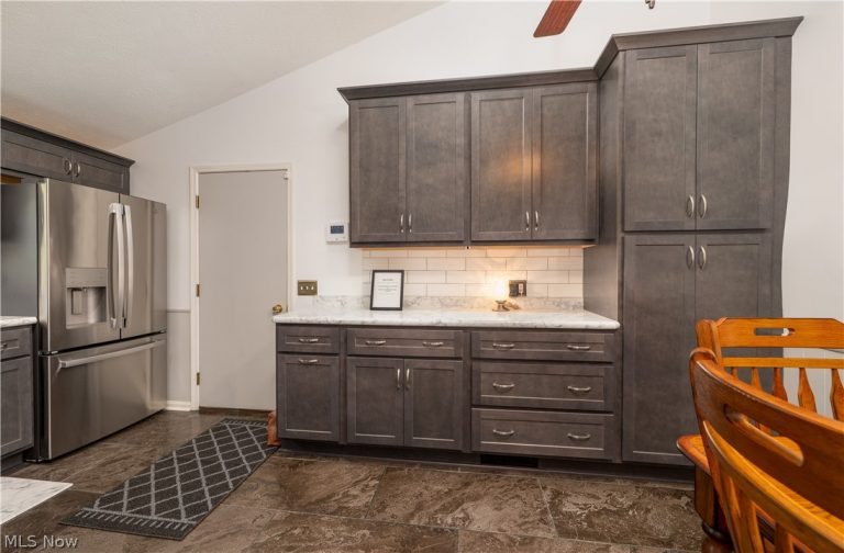 3411 Dunmore Avenue, Canton, OH - Photo 4