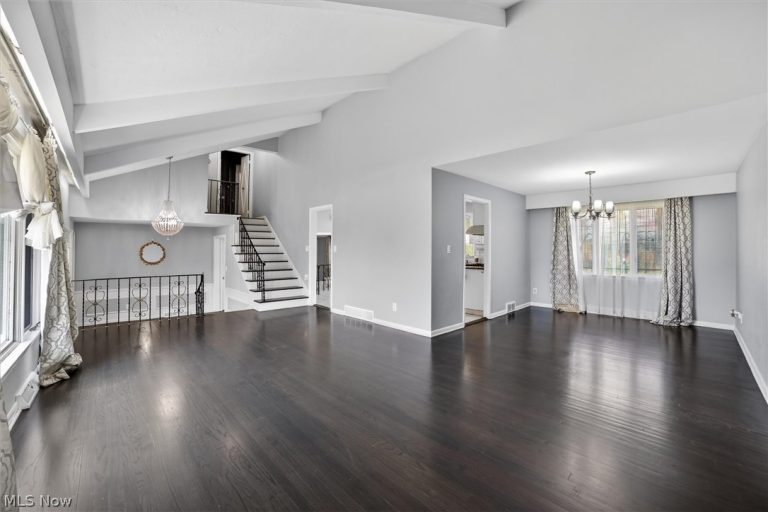 1905 Camberly Drive, Lyndhurst, OH - Photo 5