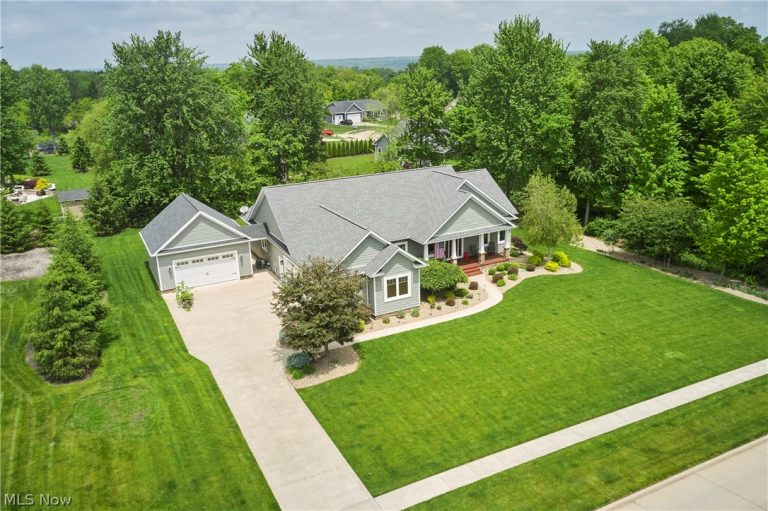 8595 Virginia Drive, Westfield Center, OH - Photo 3