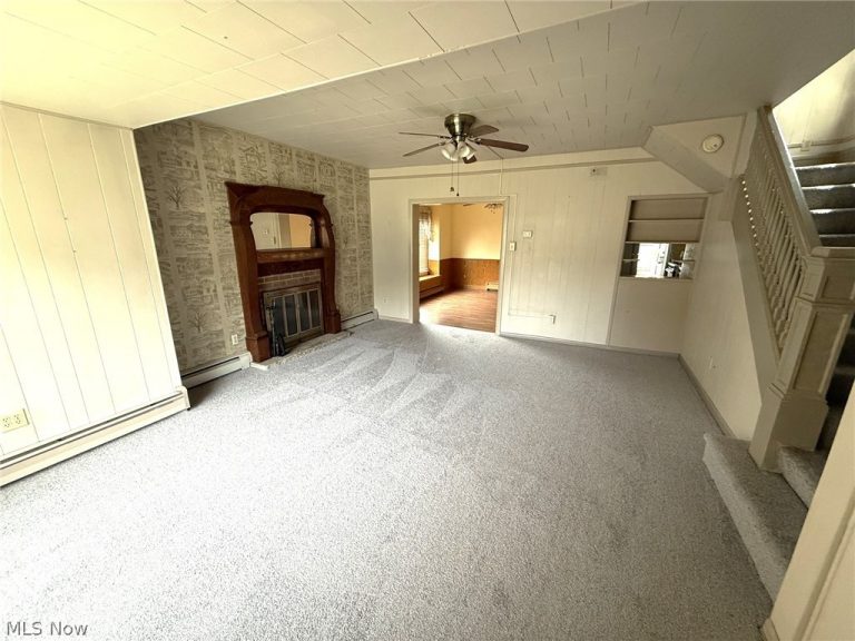 85 Smithsonian Street, Girard, OH - Photo 6