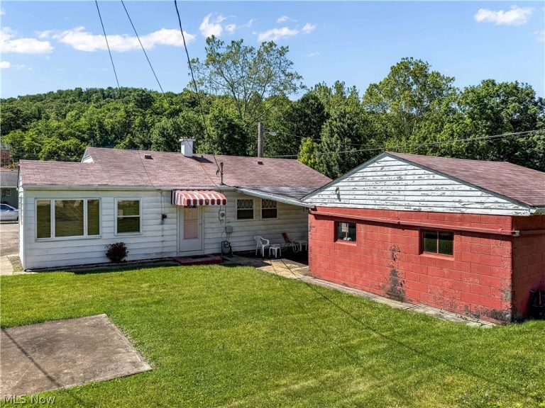 416 Martha Street, Yorkville, OH - Photo 4