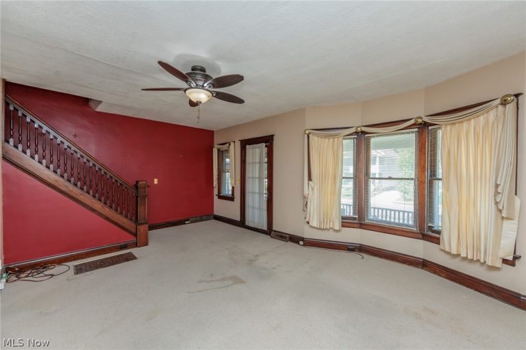 1301 Mathews Avenue, Lakewood, OH - Photo 4