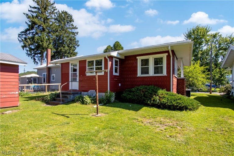 137 2nd Street, Perrysville, OH - Photo 2