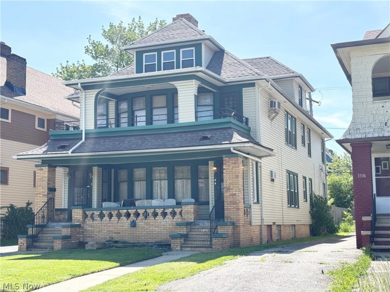 1538 Eddington Road, East Cleveland, OH - Photo 3