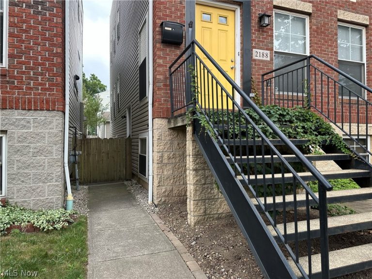 2188 6th Street #DOWN, Cleveland, OH - Photo 3