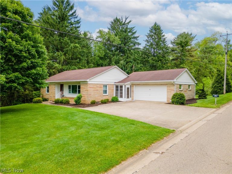 32 Lakeview Drive, Millersburg, OH - Photo 2