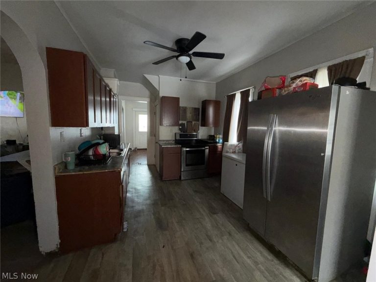 3942 Poe Avenue, Cleveland, OH - Photo 4