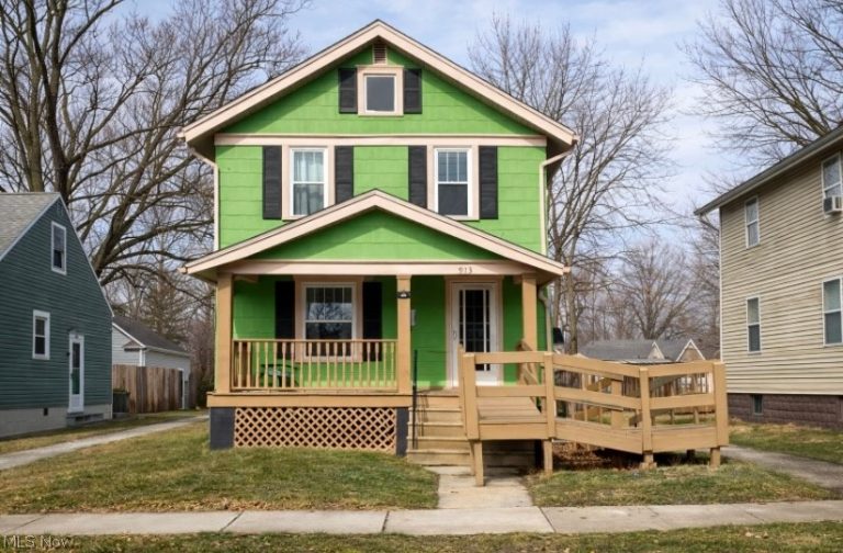 913 Jason Avenue, Akron, OH - Photo 2