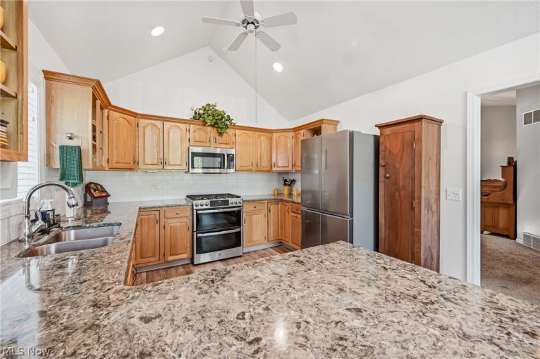 220 Blue Winged, Warren, OH - Photo 3