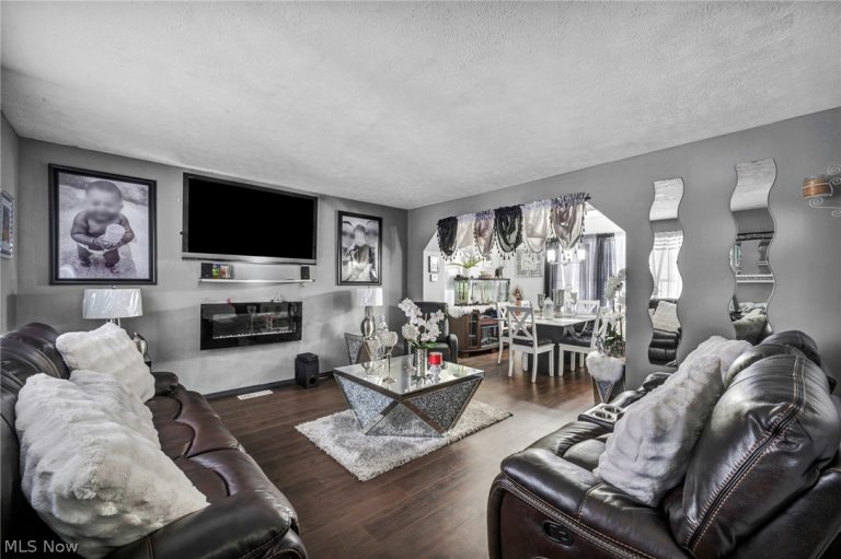 12500 Woodside Avenue, Cleveland, OH - Photo 5