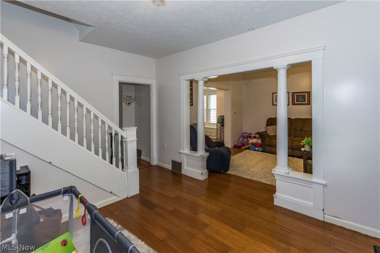 1465 Newman Avenue, Lakewood, OH - Photo 4