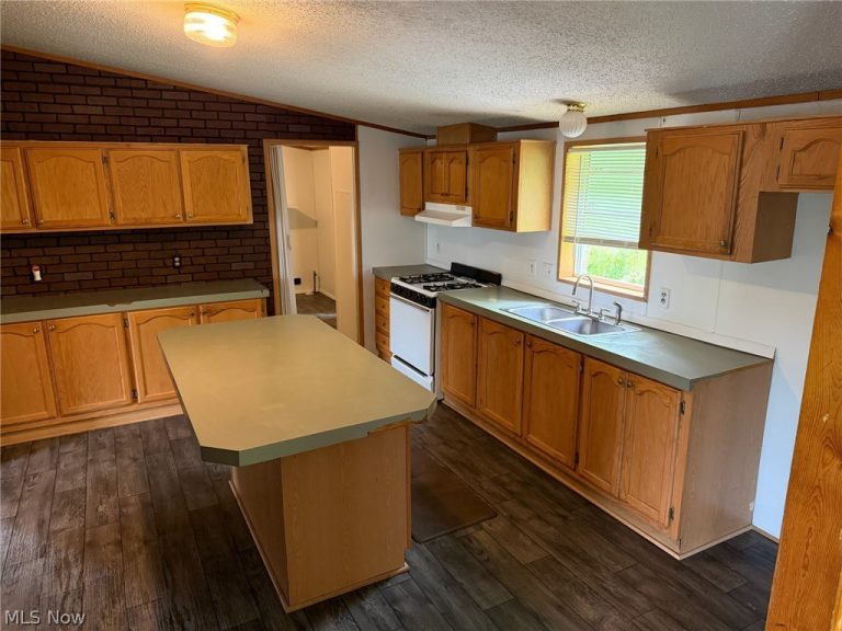 3211 Bay Road, Carrollton, OH - Photo 5