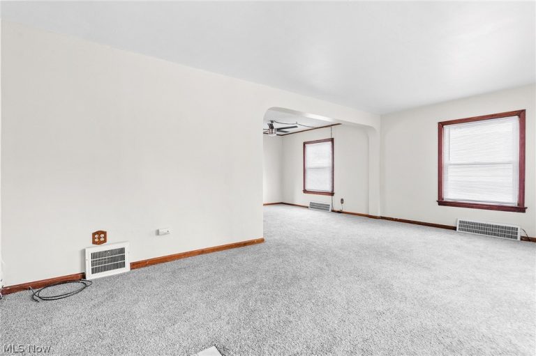 1905 Tampa Avenue, Cleveland, OH - Photo 6