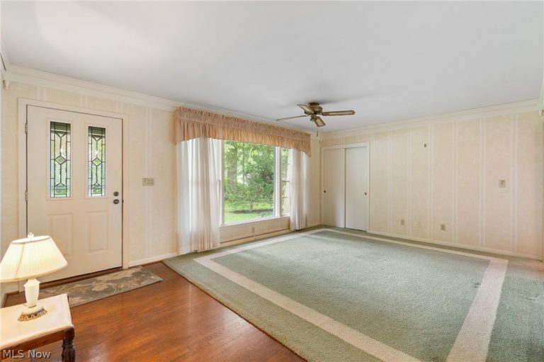 1254 Cherry Lane, Uniontown, OH - Photo 6