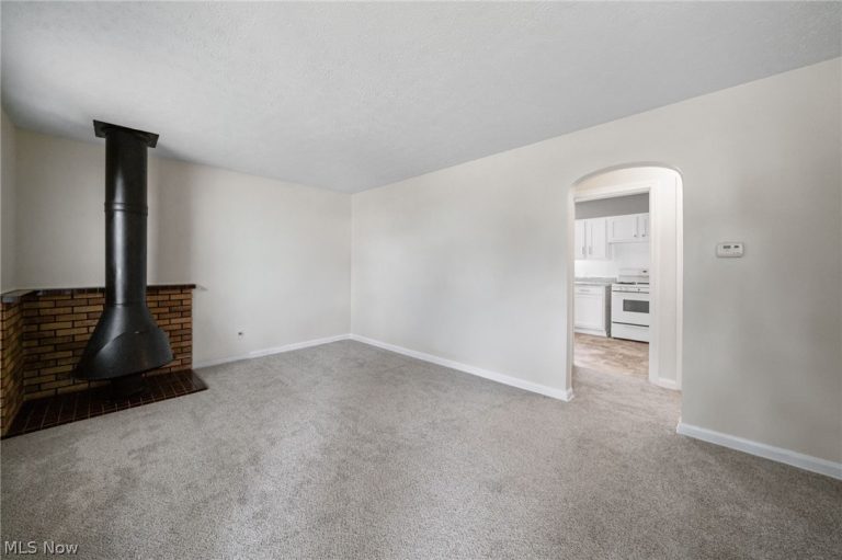 142 Canton Road, Akron, OH - Photo 6